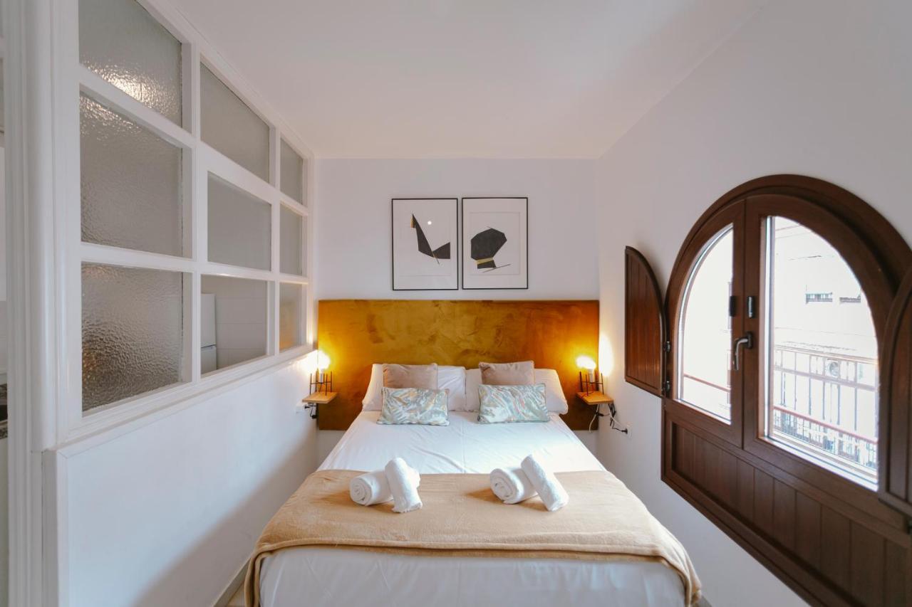 Complete Studio With Terrace - 1Bth- La Giralda Apartment Seville Exterior photo