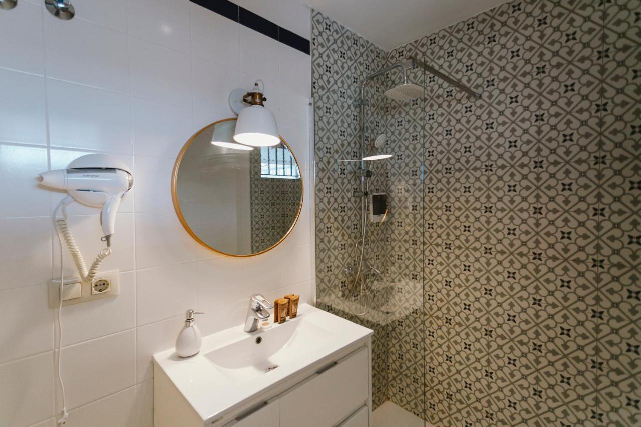 Complete Studio With Terrace - 1Bth- La Giralda Apartment Seville Exterior photo