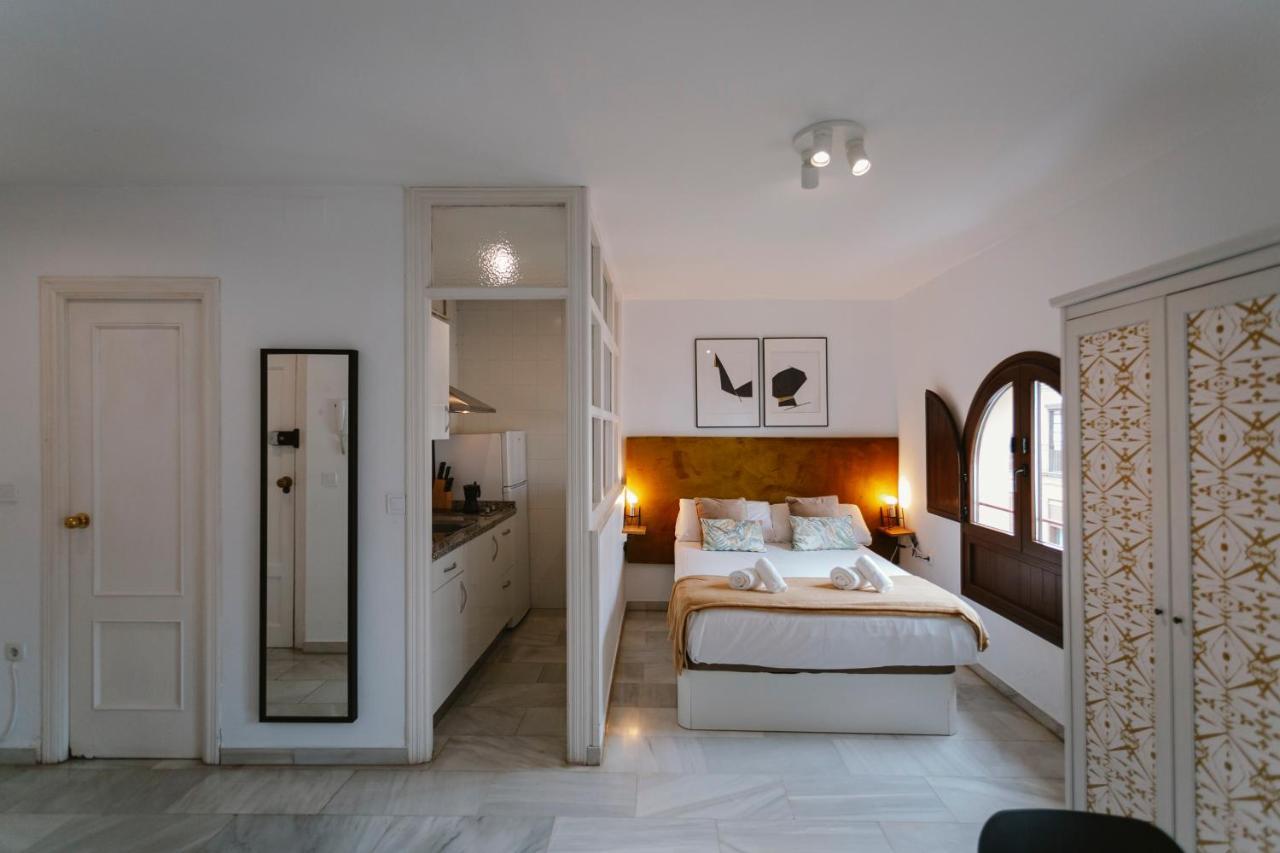 Complete Studio With Terrace - 1Bth- La Giralda Apartment Seville Exterior photo