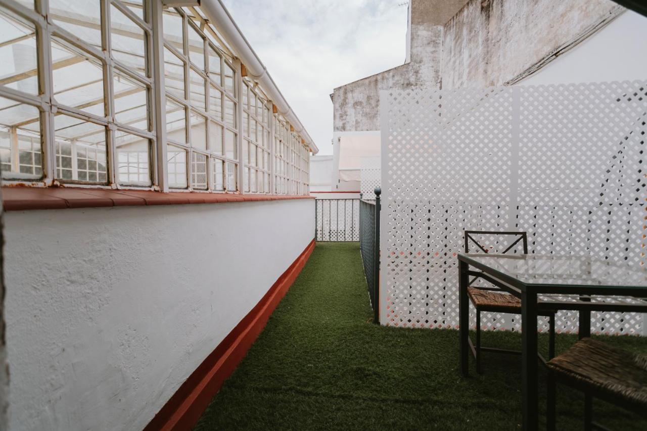 Complete Studio With Terrace - 1Bth- La Giralda Apartment Seville Room photo