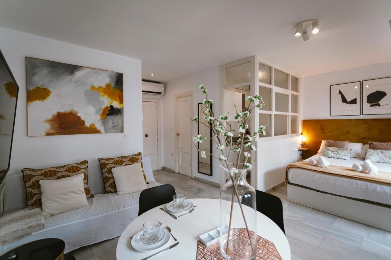 Complete Studio With Terrace - 1Bth- La Giralda Apartment Seville Exterior photo